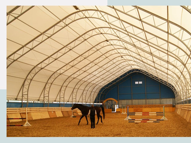 Строительство конных манежей в Владикавказе